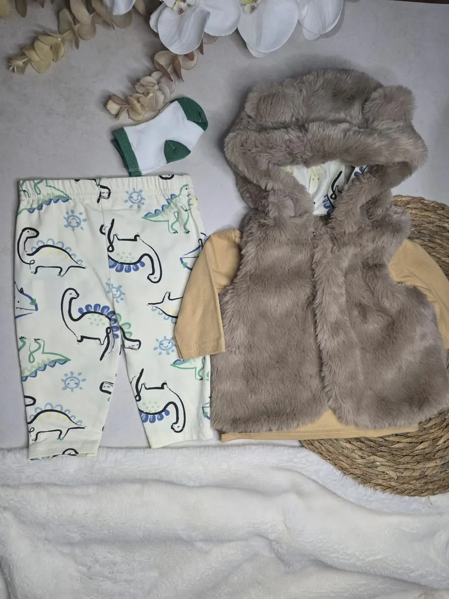 Chaleco peluche, camisa, pantalon de dinosaurio par de calcetas · talla 0-3 Meses