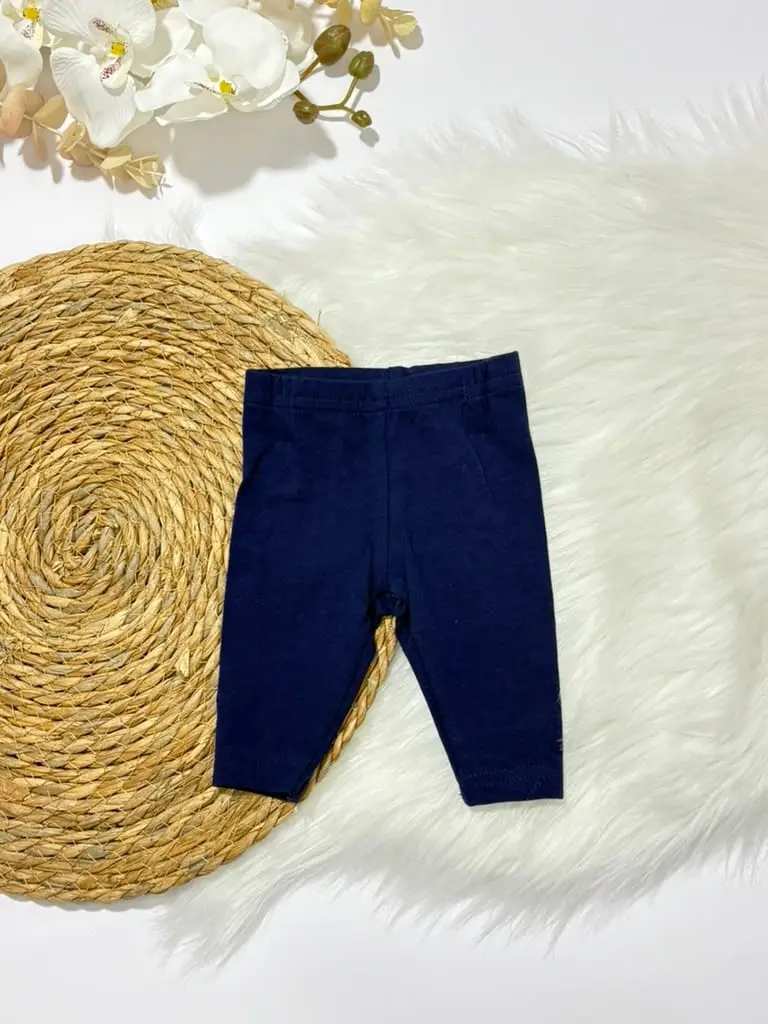 Sueter morado, body, licra azul · talla 0 Meses