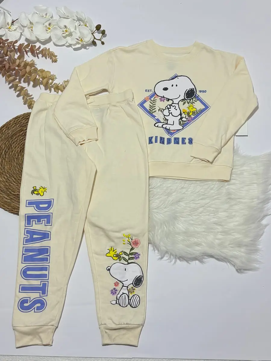 Pijama de snoopy pants y sudadero · talla 10 - 12 Años